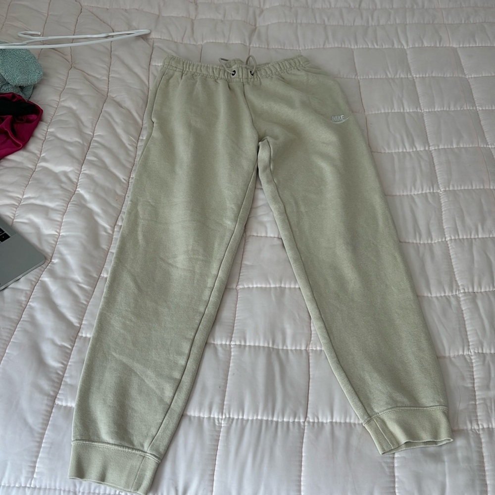 Small nike sweats